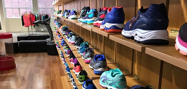 Sole-Motive-Running-Shoes